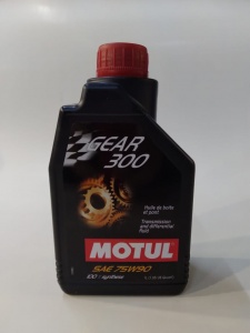 Трансмиссионное масло MOTUL Gear 300 75W-90 (1л) 105777